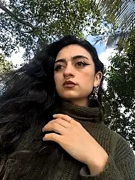 Lila Desiree online show from February 2, 3:44 pm