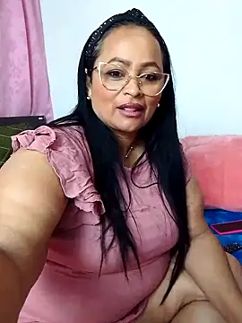 Snapshot of ScarletthJhonson- chatting on February 2, 10:06 pm ScarletthJhonson- online show from February 2, 10:06 pm