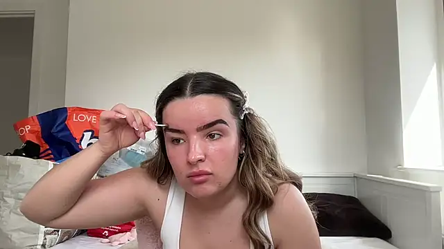 maisiesmithx online show from April 8, 11:10 am