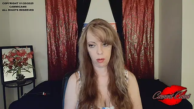 Snapshot of CammiCams chatting on January 20, 1:53 pm CammiCams online show from January 20, 1:53 pm