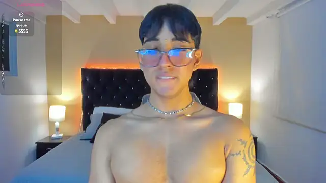 Dark hairy  online show from February 22, 6:39 am