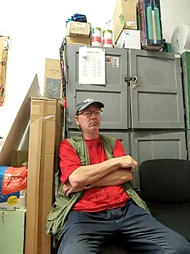 loverboyxxx69 online show from October 1, 9:15 am