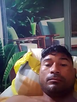 Snapshot of Diogo100 chatting on October 24, 3:19 pm Diogo100 online show from October 24, 3:19 pm