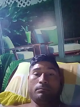 Snapshot of Diogo100 chatting on October 27, 3:43 am Diogo100 online show from October 27, 3:43 am