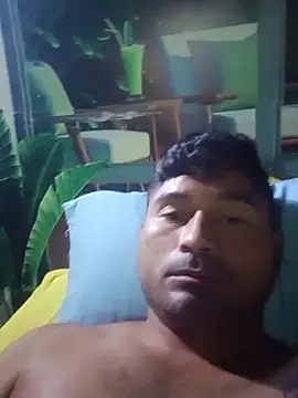 Snapshot of Diogo100 chatting on November 5, 5:07 am Diogo100 online show from November 5, 5:07 am