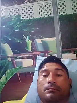 Snapshot of Diogo100 chatting on November 25, 8:53 pm Diogo100 online show from November 25, 8:53 pm