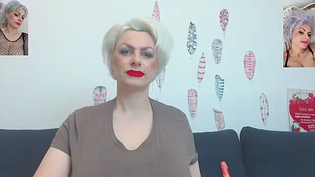 ForeverBarbie  online show from June 1, 2:02 am