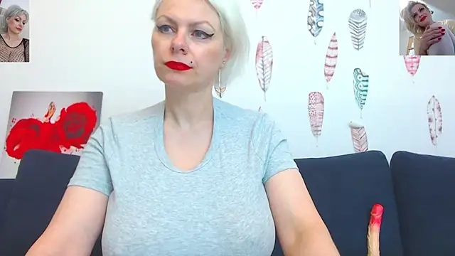 ForeverBarbie  online show from July 9, 1:42 am