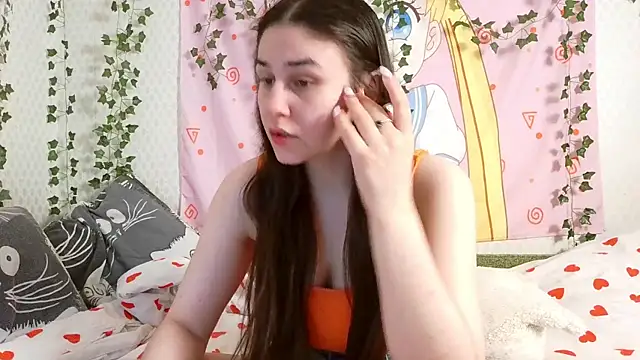 Snapshot of Mila_starx chatting on March 19, 4:36 am Mila starx online show from March 19, 4:36 am