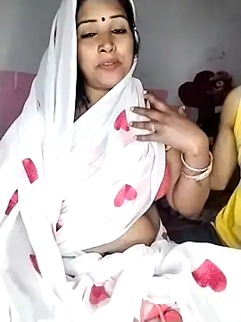 Indian Lust Couple online show from February 13, 3:35 am