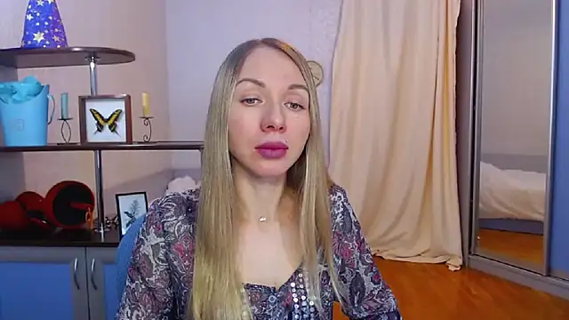 catAlisa online show from January 10, 11:22 am