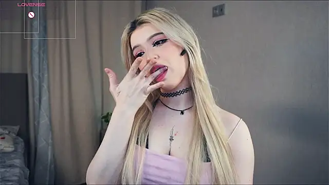 Snapshot of DarylGary chatting on December 3, 6:17 pm DarylGary online show from December 3, 6:17 pm