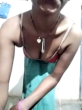 MAAYRA0809 online show from February 3, 2:14 am