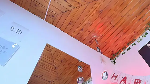 Snapshot of Naia_x chatting on October 23, 8:18 pm Naia x online show from October 23, 8:18 pm