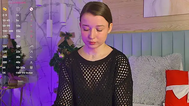 Snapshot of MichelleHaynes chatting on January 2, 2:46 pm MichelleHaynes online show from January 2, 2:46 pm