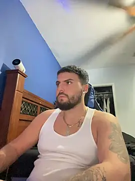 Snapshot of MasterKvn chatting on December 29, 10:34 am MasterKvn online show from December 29, 10:34 am