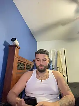 Snapshot of MasterKvn chatting on January 17, 5:11 am MasterKvn online show from January 17, 5:11 am