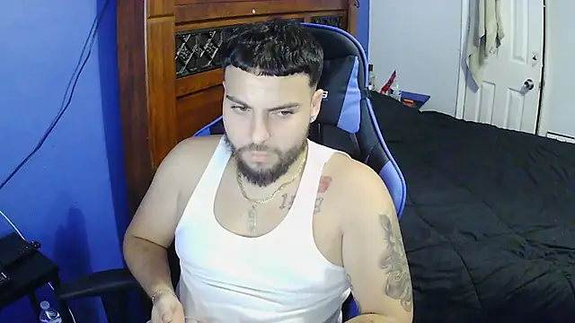 Snapshot of MasterKvn chatting on January 24, 9:06 am MasterKvn online show from January 24, 9:06 am