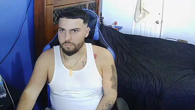 Snapshot of MasterKvn chatting on January 28, 9:50 pm MasterKvn online show from January 28, 9:50 pm