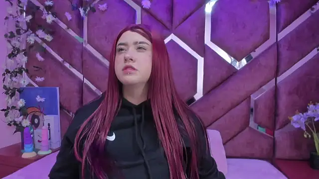 Victoria Rossy online show from February 18, 8:27 pm