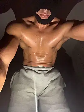 Snapshot of diege72 chatting on November 5, 12:10 am diege72 online show from November 5, 12:10 am