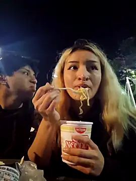 sadnessgyall online show from February 25, 5:19 am