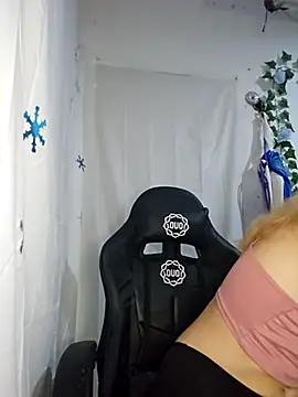 sadnessgyall online show from March 13, 6:16 am