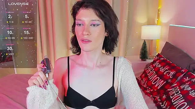 Snapshot of Kolette_Gray chatting on December 7, 4:58 pm Kolette Gray online show from December 7, 4:58 pm