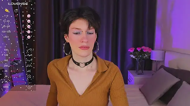 Snapshot of Kolette_Gray chatting on March 2, 5:23 am Kolette Gray online show from March 2, 5:23 am