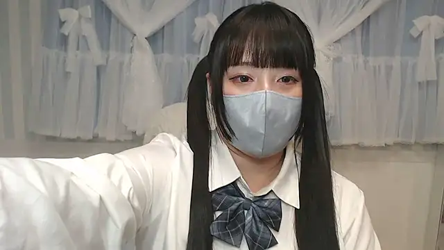 Snapshot of yua0727 chatting on October 2, 1:29 pm yua0727 online show from October 2, 1:29 pm