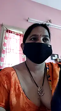 lalitha225 online show from December 5, 6:10 am