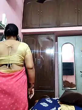 lalitha225 online show from December 20, 9:32 am