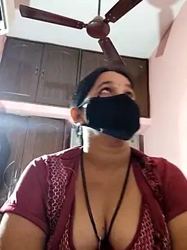 lalitha225 online show from December 31, 9:10 am