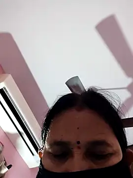 lalitha225 online show from January 2, 4:52 am