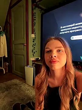 Snapshot of Alice1_secret chatting on October 18, 3:46 pm Alice1 secret online show from October 18, 3:46 pm