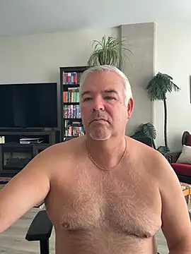 Snapshot of aarosteev2 chatting on July 27, 12:34 pm aarosteev2 online show from July 27, 12:34 pm