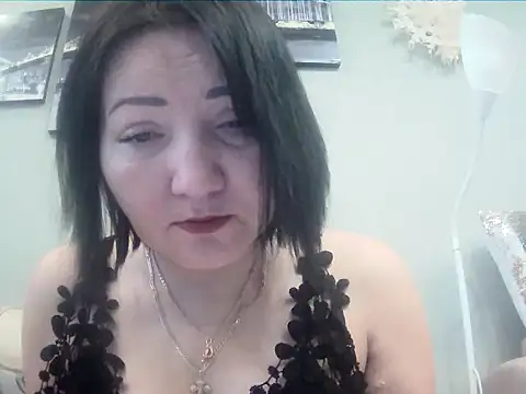 Snapshot of ClaireSunset chatting on December 7, 10:45 am ClaireSunset online show from December 7, 10:45 am