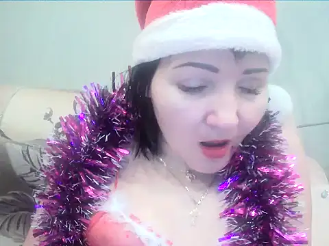 Snapshot of ClaireSunset chatting on December 23, 8:36 pm ClaireSunset online show from December 23, 8:36 pm