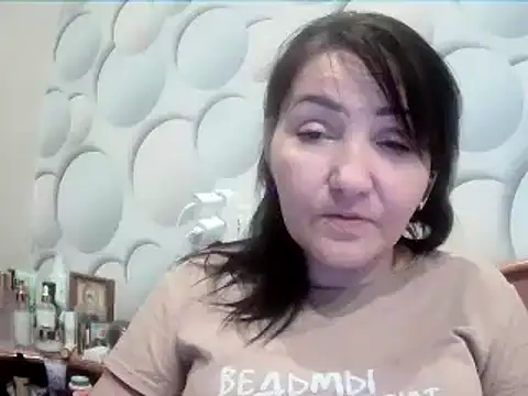 ClaireSunset online show from March 30, 6:20 pm