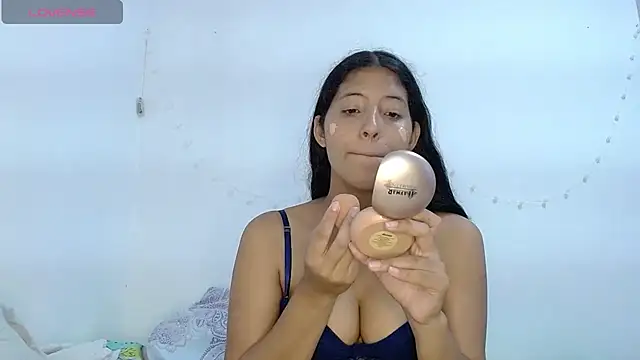 Snapshot of evaluna_horny_ chatting on March 19, 8:22 pm evaluna horny  online show from March 19, 8:22 pm