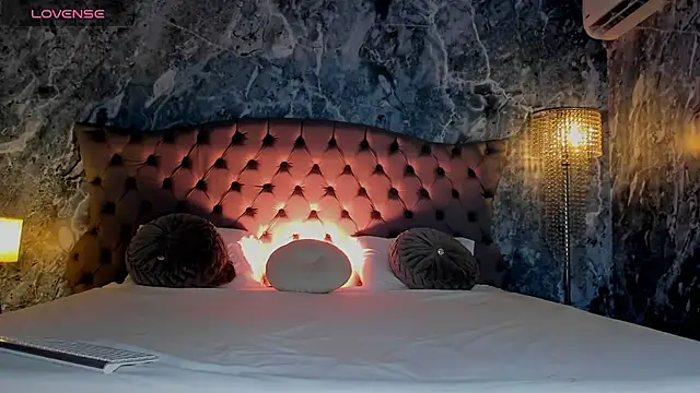 Belliinda 21 online show from March 12, 7:20 pm