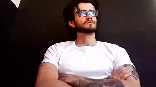 Snapshot of Loggan_donnelly chatting on October 23, 6:17 pm Loggan donnelly online show from October 23, 6:17 pm