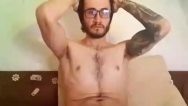 Snapshot of Loggan_donnelly chatting on October 30, 10:54 pm Loggan donnelly online show from October 30, 10:54 pm