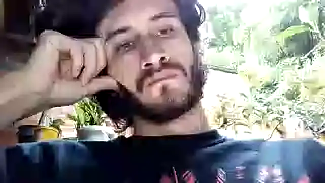 Snapshot of Loggan_donnelly chatting on November 5, 10:21 pm Loggan donnelly online show from November 5, 10:21 pm