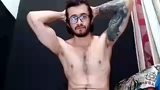 Snapshot of Loggan_donnelly chatting on November 7, 6:35 am Loggan donnelly online show from November 7, 6:35 am