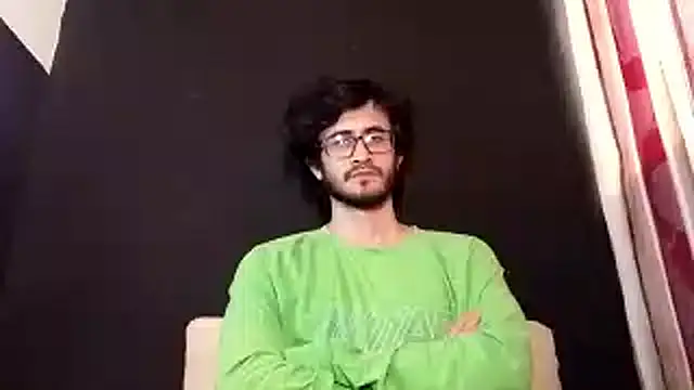 Snapshot of Loggan_donnelly chatting on November 9, 6:50 pm Loggan donnelly online show from November 9, 6:50 pm