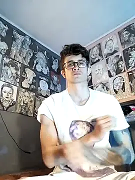 Loggan donnelly online show from December 17, 10:49 pm