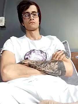 Loggan donnelly online show from March 9, 7:51 pm