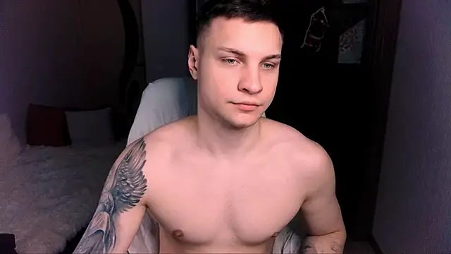 handsome guy01 online show from December 28, 12:47 am