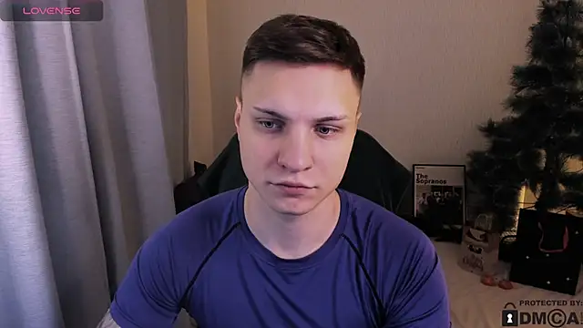 handsome guy01 online show from January 7, 2:36 am